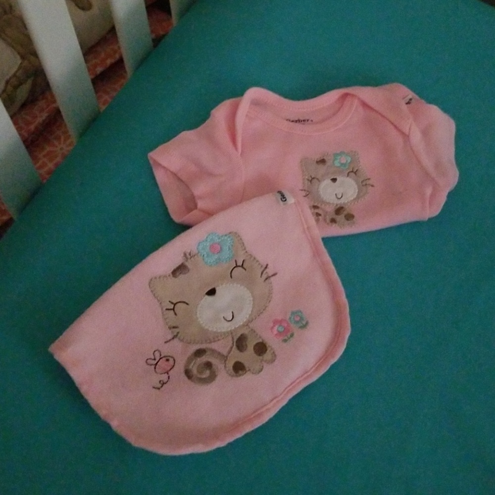 Bib and onesie set